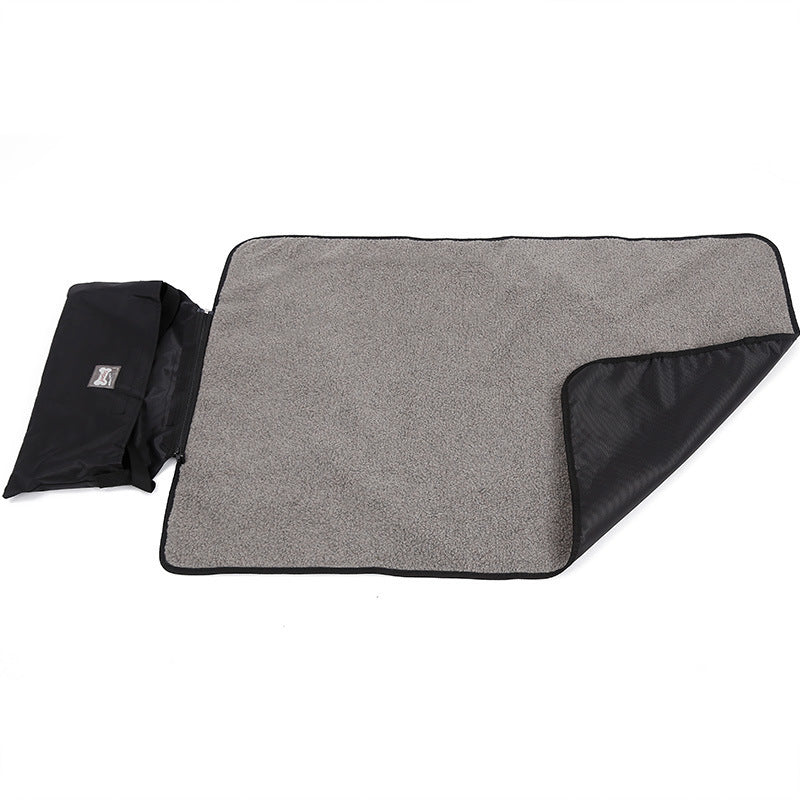 Folding and Portable Pet Blanket Waterproof Warmth Dog Cat Products