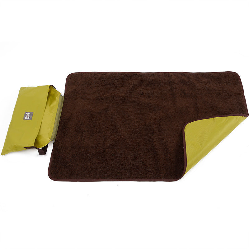 Folding and Portable Pet Blanket Waterproof Warmth Dog Cat Products